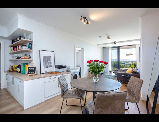 2 BEDROOM APARTMENT SOLD IN NEWLANDS